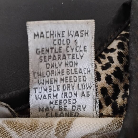Chico’s Open-Front Animal/Geometric Print Jacket – Size 1 – Gently Worn - Picture 6 of 14